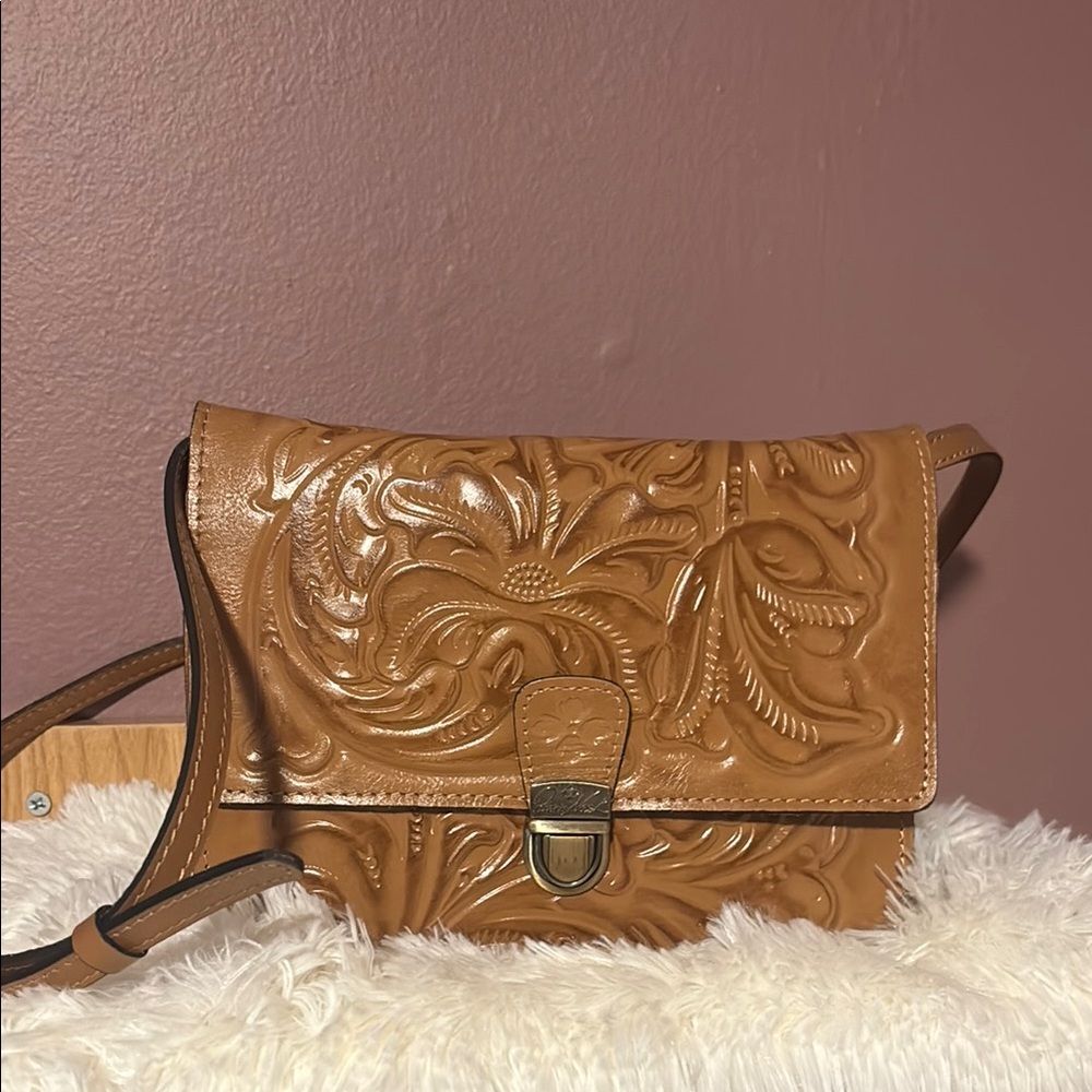 Patricia Nash Brown Crossbody Bag with Intricate Tooled Design